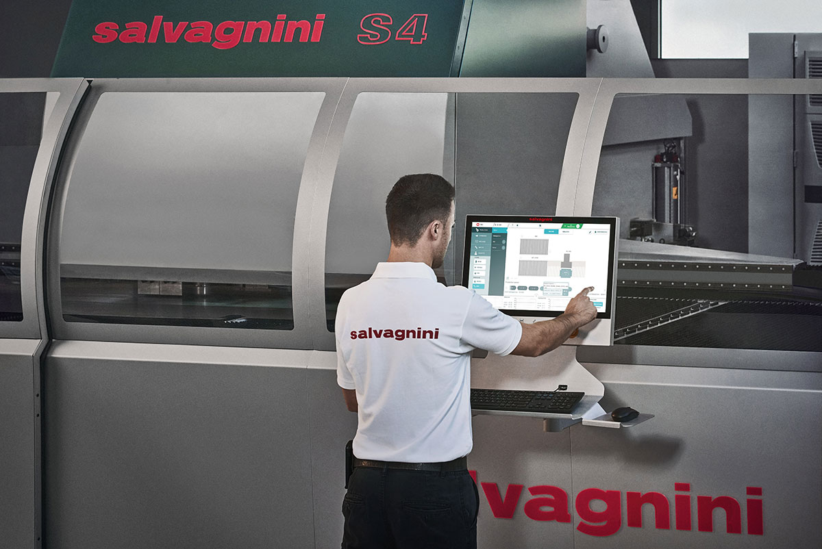 Industrial touch screen HMI - FACE